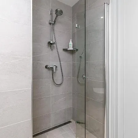 Vallikraavi Cozy Apartment Tartu
